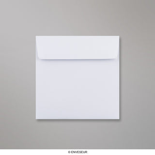 Valkoinen kirjekuori 140x140 mm
