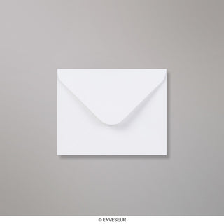Valkoinen kudottupaperinen kirjekuori 93x130 mm