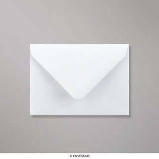 Valkoinen kudottupaperinen kirjekuori 82x113mm (C7)