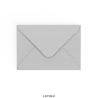 125x175 mm haaleanharmaa kirjekuori