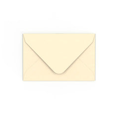 Kirjekuori magnolianvärinen 65x94 mm