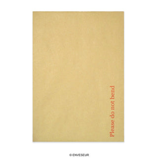 Manillanvärinen Kirjekuori Pahvitaustalla – Painettu 324x229mm (C4) 450gsm