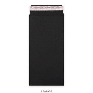 Mustavalkoinen läpällinen 305x152 mm