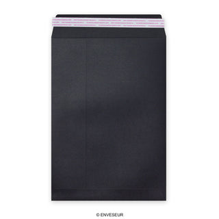 Musta läpällinen kirjekuori 324x229 mm (C4)
